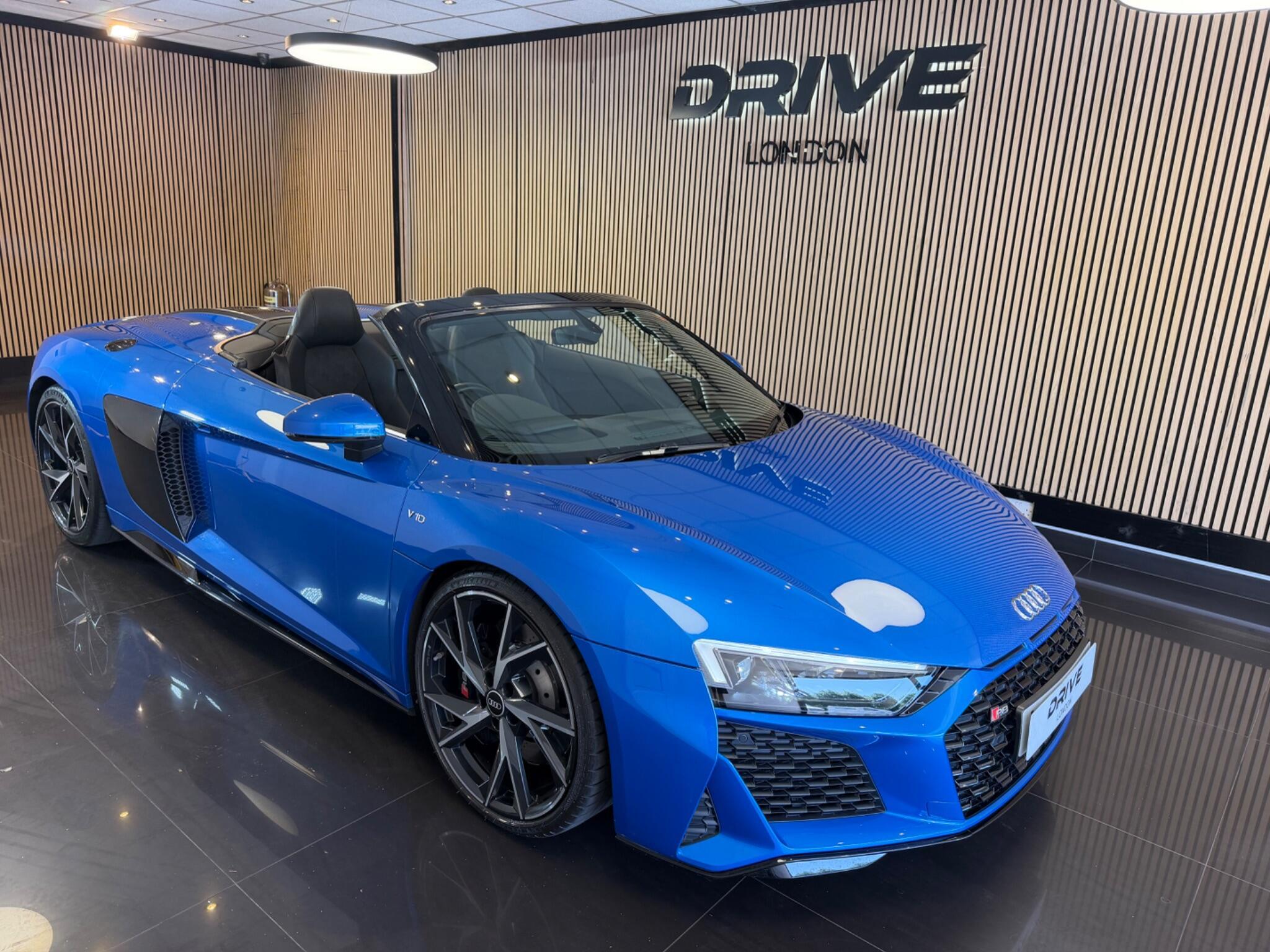 Audi R8